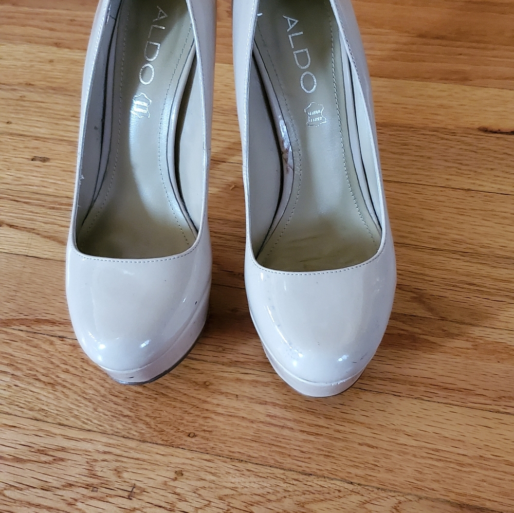 Shoes - Picture 2 of 2